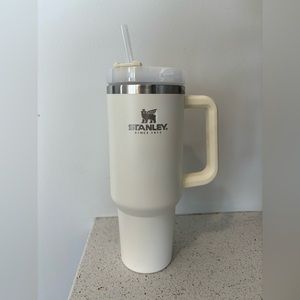 Stanley 40oz Quencher